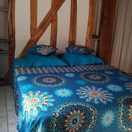 Chambre D'Hotes Des P'Tits Bonheurs Dosches Zewnętrze zdjęcie